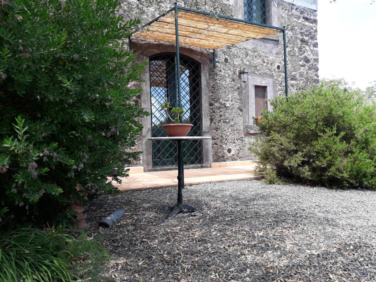 Contrada Zerbate Bed and Breakfast Aci SantʼAntonio Esterno foto